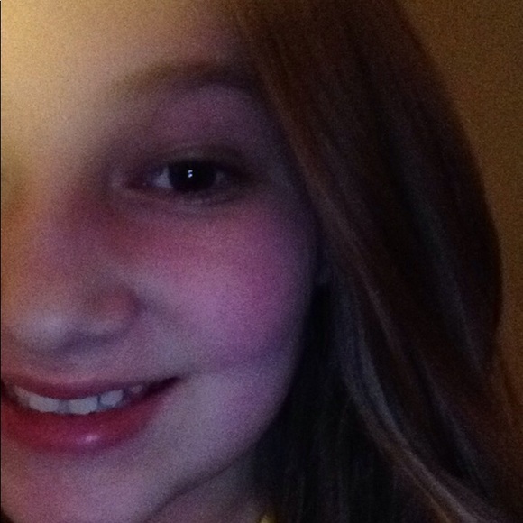 Meet your Posher, Paige - Picture 1 of 1